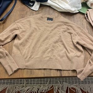Le Ore Palermo Cashmere Crew Neck in Camel